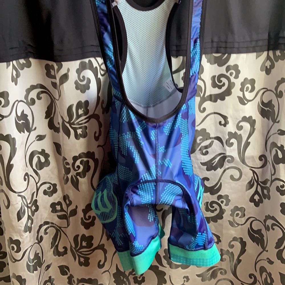Pixel Contender bib shorts